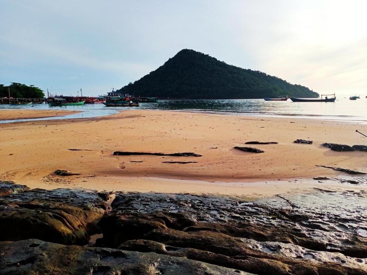 فندق The Azure - M'Pai Bay كوه رونغ ساملوم المظهر الخارجي الصورة